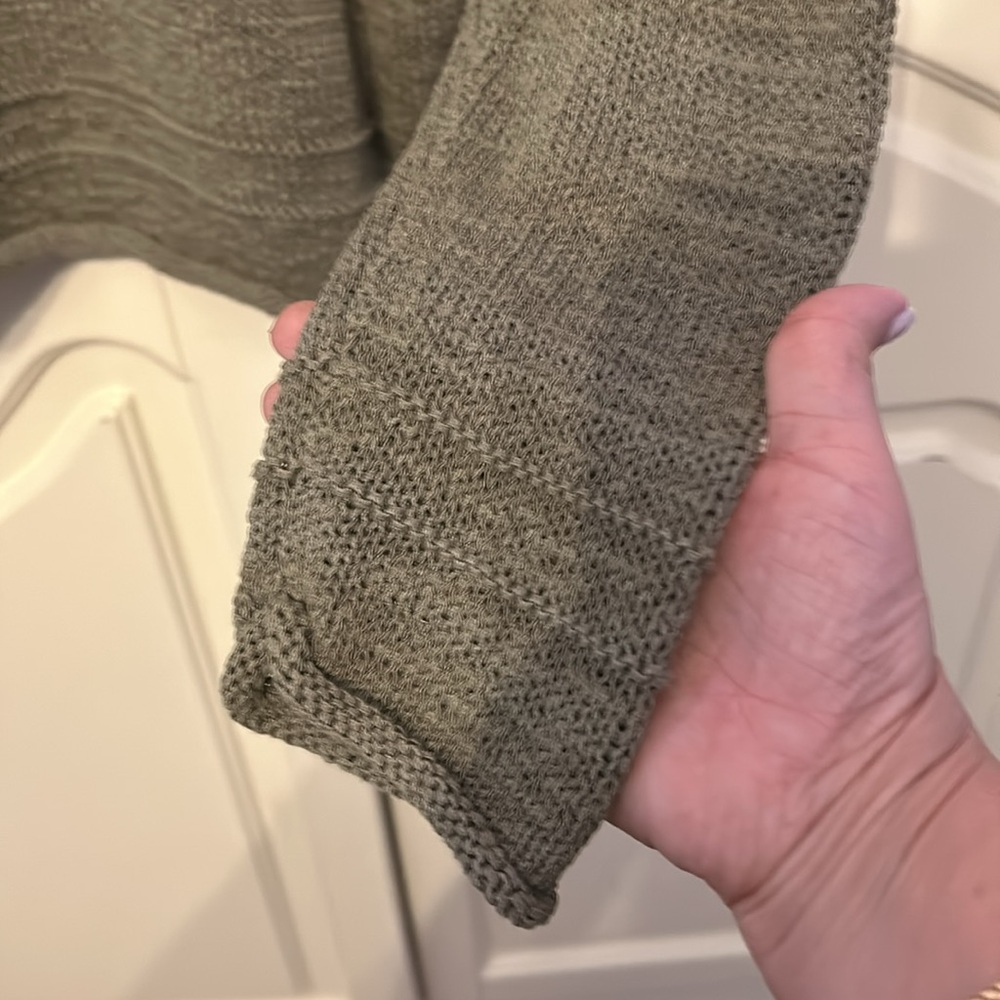 Lord & Taylor Olive Green Knit Sweater Women’s Large - Picture 4 of 7
